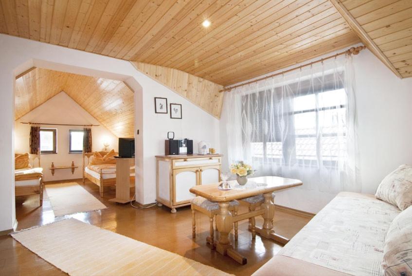 Penzion Spissky Dvor Smižany Extérieur photo